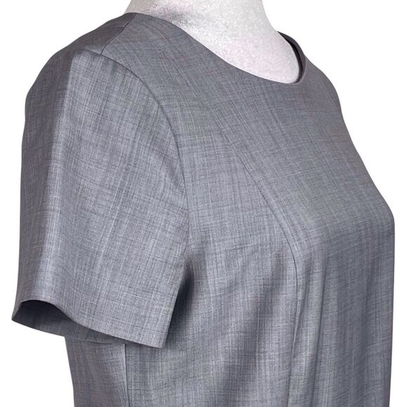 THEORY Cassii Sheath Dress Size 8 Wool Blend Short Sleeve Light Gray EUC Office - Picture 9 of 16